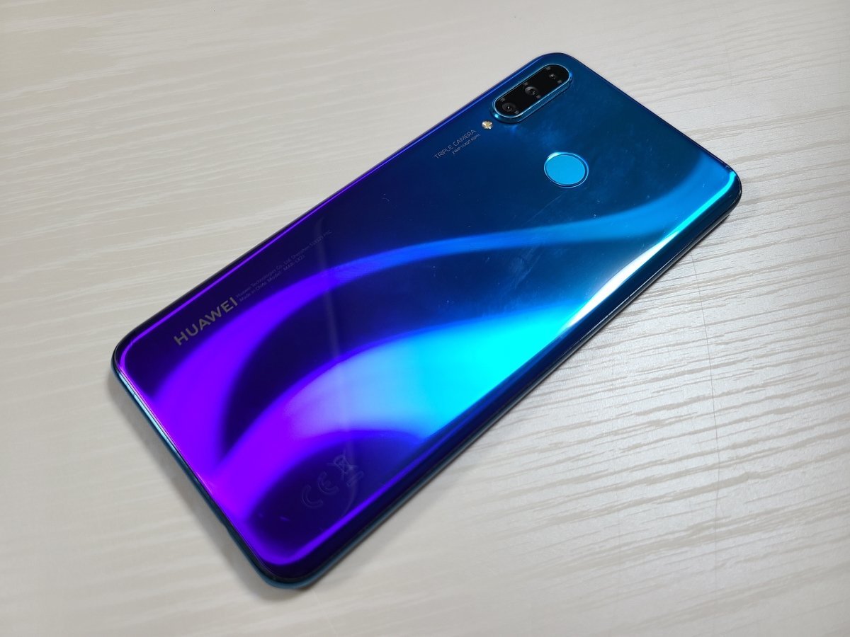 ジャンク品 HUAWEI ファーウェイP30lite ライト ブルー blue