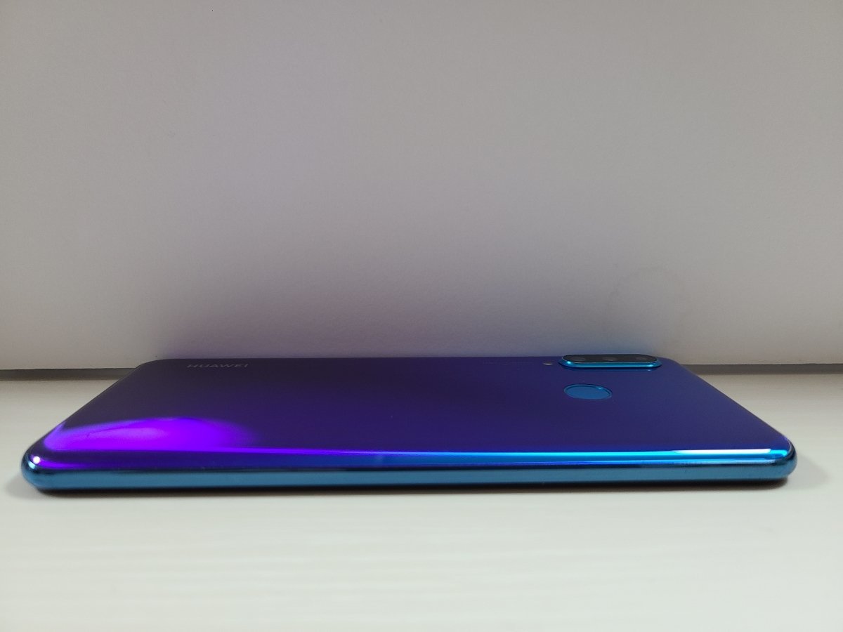 ジャンク品 HUAWEI ファーウェイP30lite ライト ブルー blue
