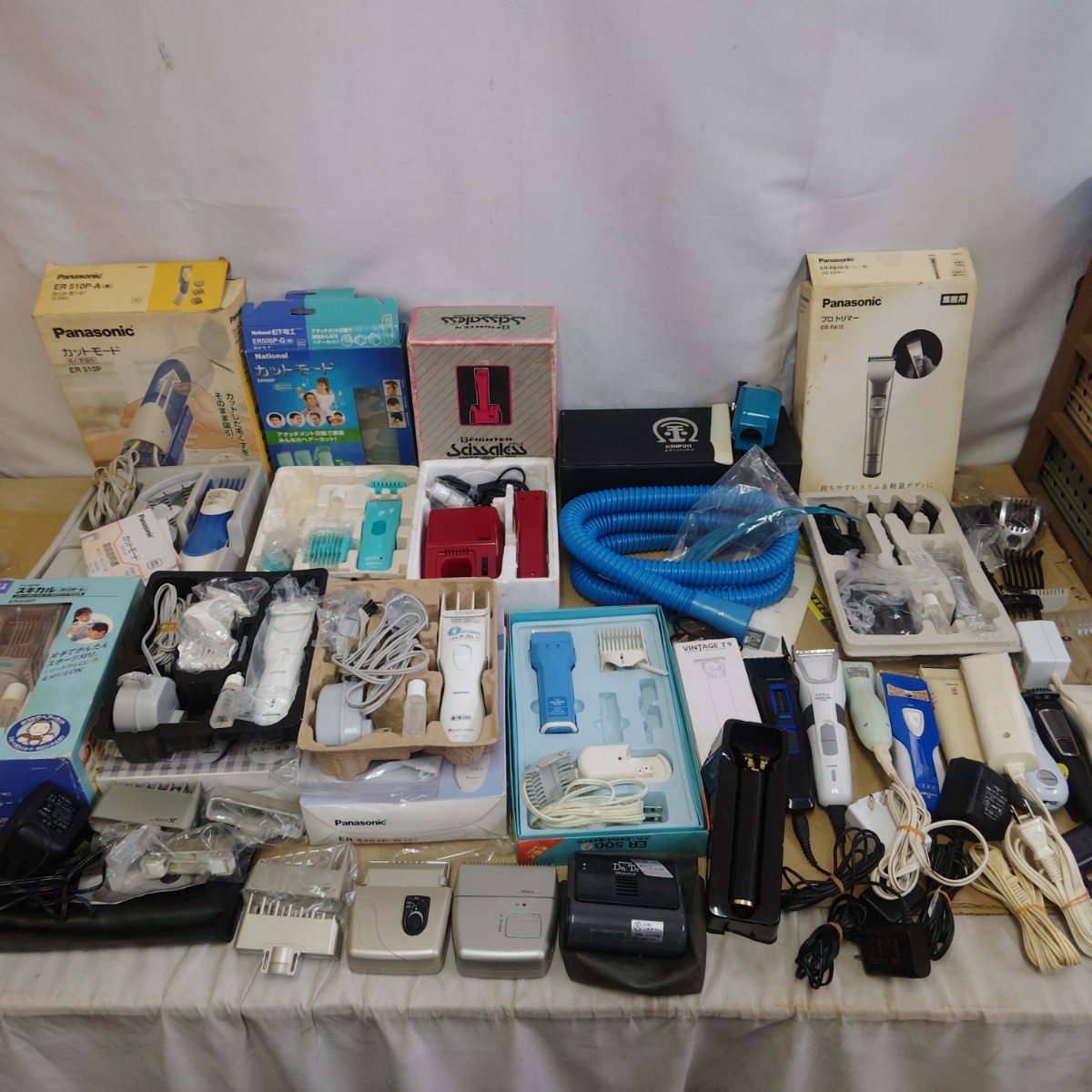 ◎【バリカン まとめ売り】引き上げ品 中古品 ジャンク品 ナショナル パナソニック シザレス エアーバリカン スキカル 小型家電 部品 129-7