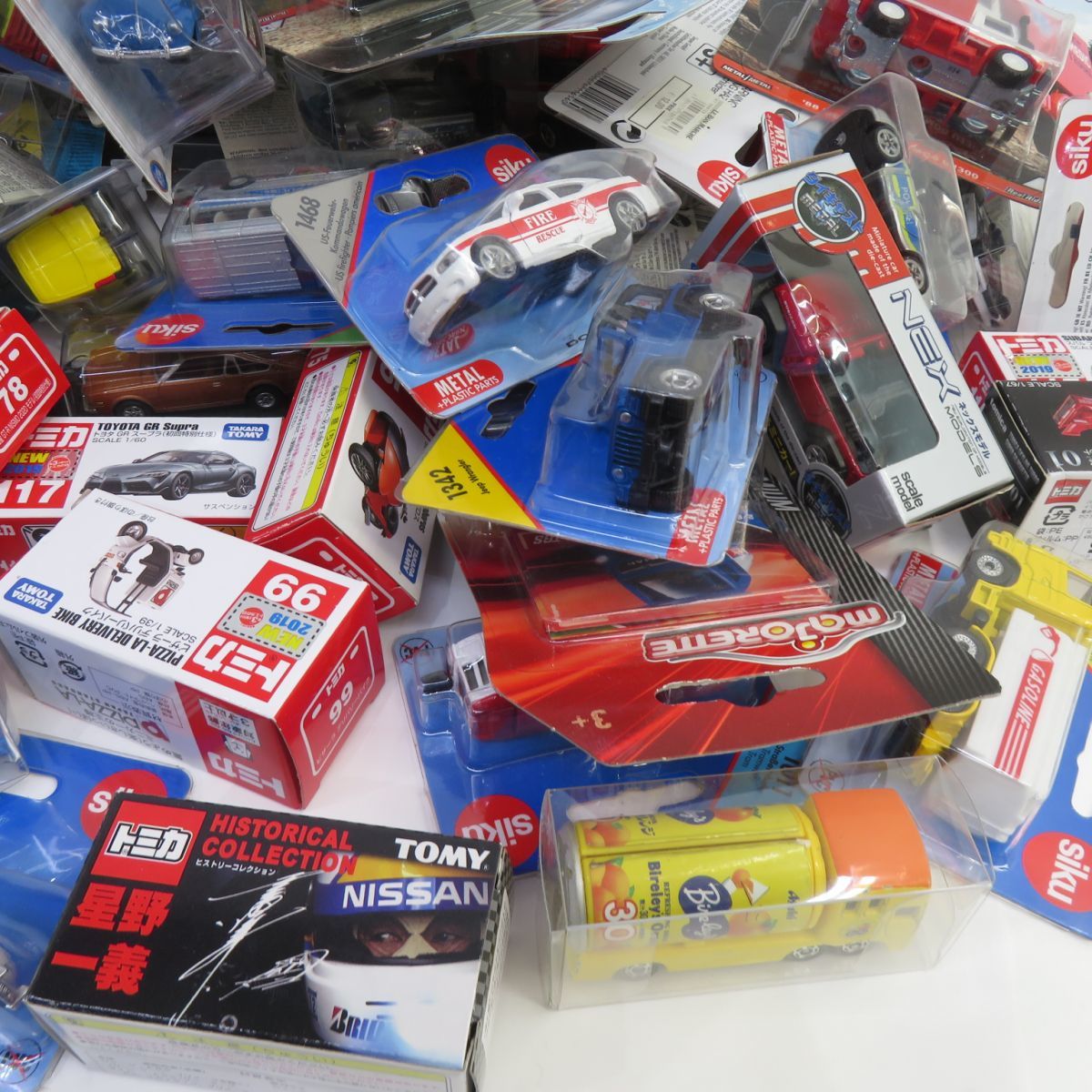 074 ミニカー トミカ / ホットウィール など まとめ ※ジャンク トミカ