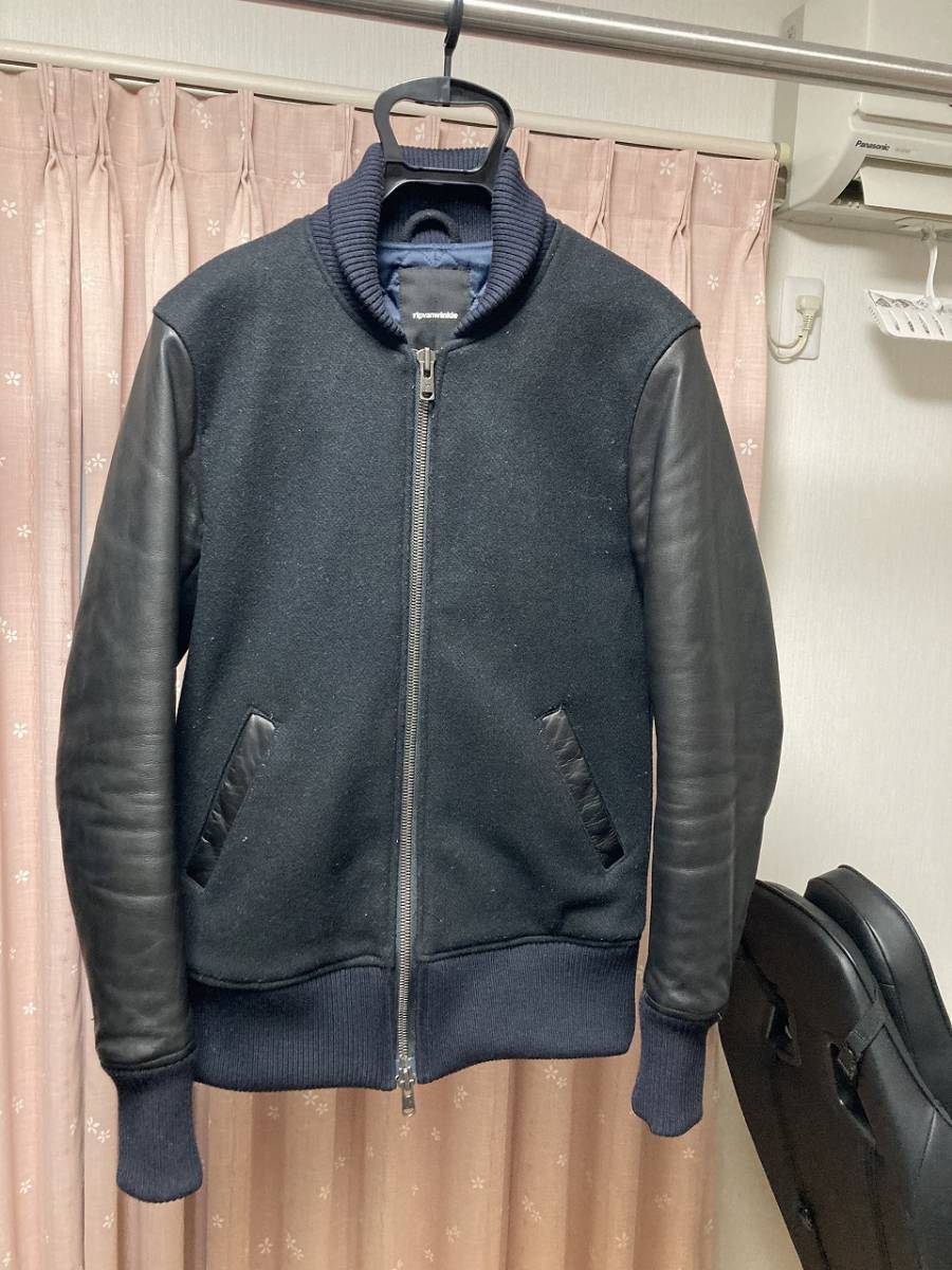 リップヴァンウィンクルのスタジアムジャンパー