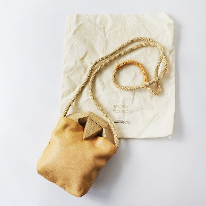 エタブルオブメニーオーダーズ eatable of many orders レザー木製  