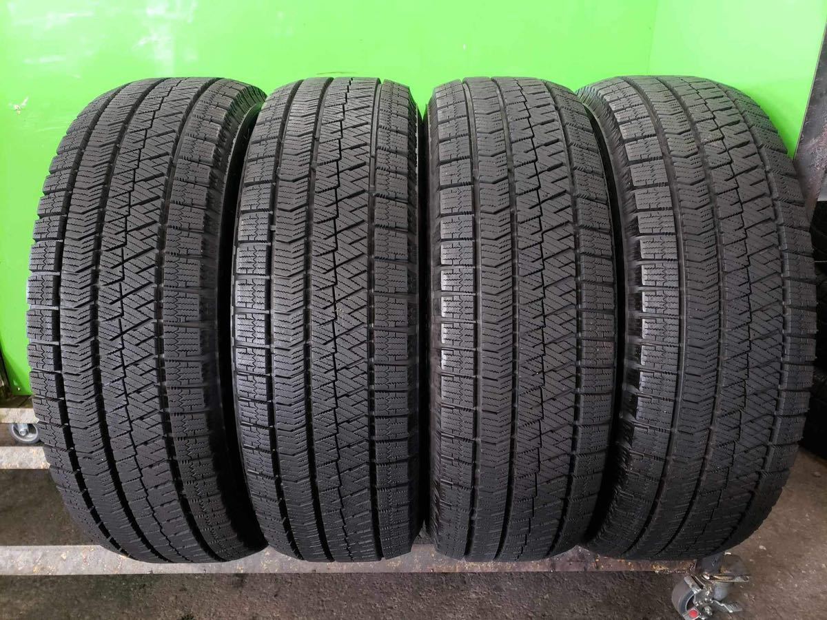 【7203】205/65R16 4本セット冬タイヤバリ山BRIDGESTONE BLIZZAK VRX2【2020年】