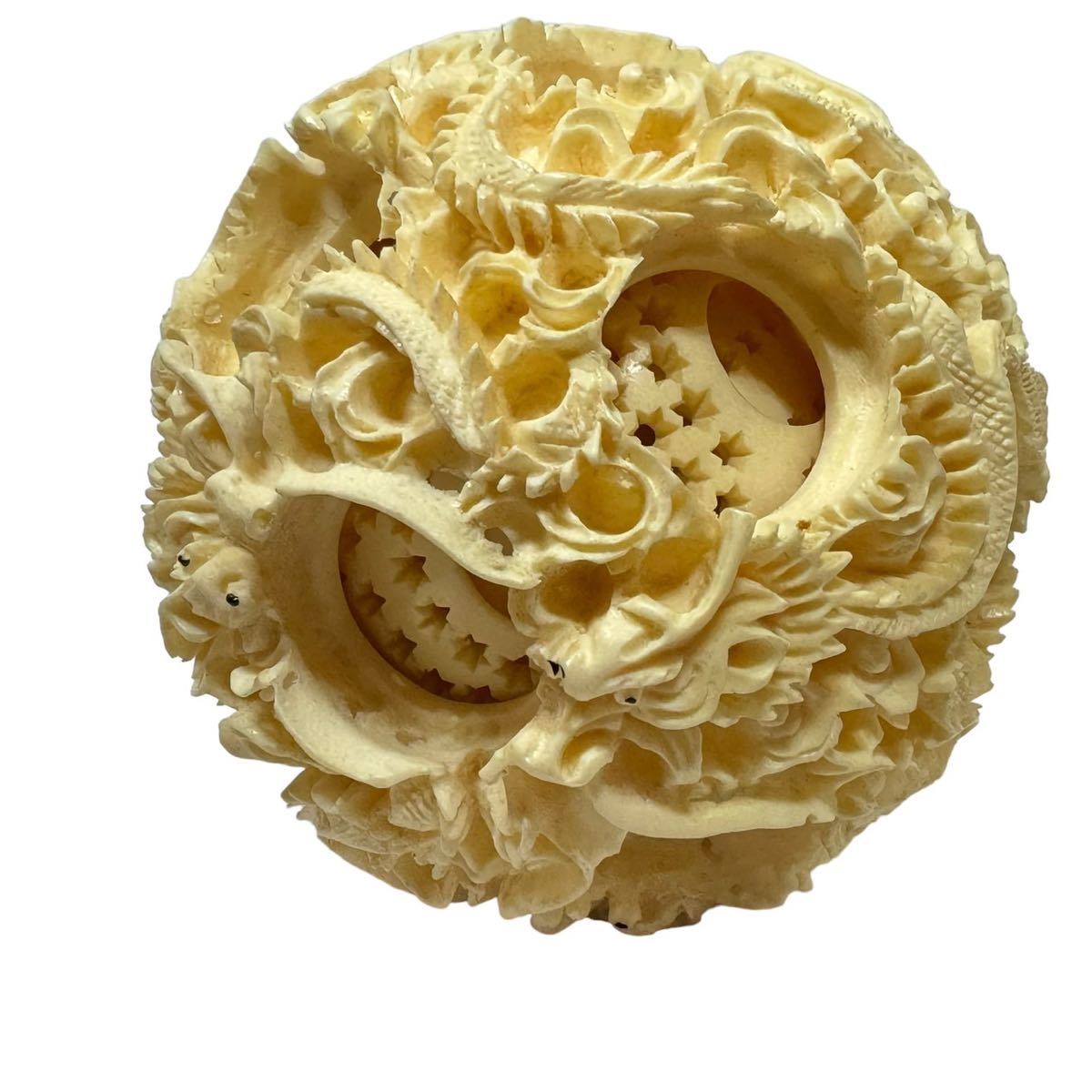 象牙調のドラゴン多層球 象牙調のドラゴン多層球 象牙調のドラゴン