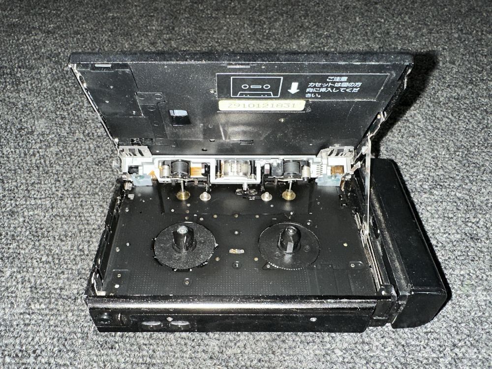 275○〇 AIWA HS-JL30 cassetteboy カセットプレーヤー / アイワ