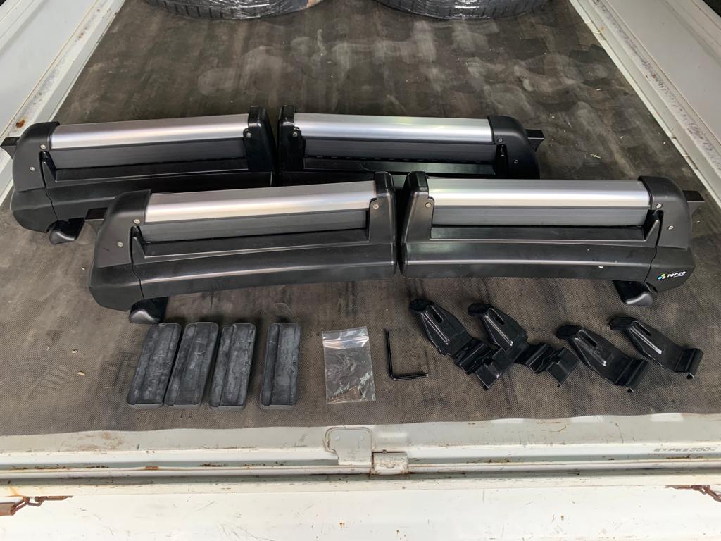 Terzo スキー スノーボードキャリア TULIPA-G4 ルーフオンタイプ SS102S EH410 トヨタ ノア ヴォクシー エスクァイア ZRR8# ZWR8# セット