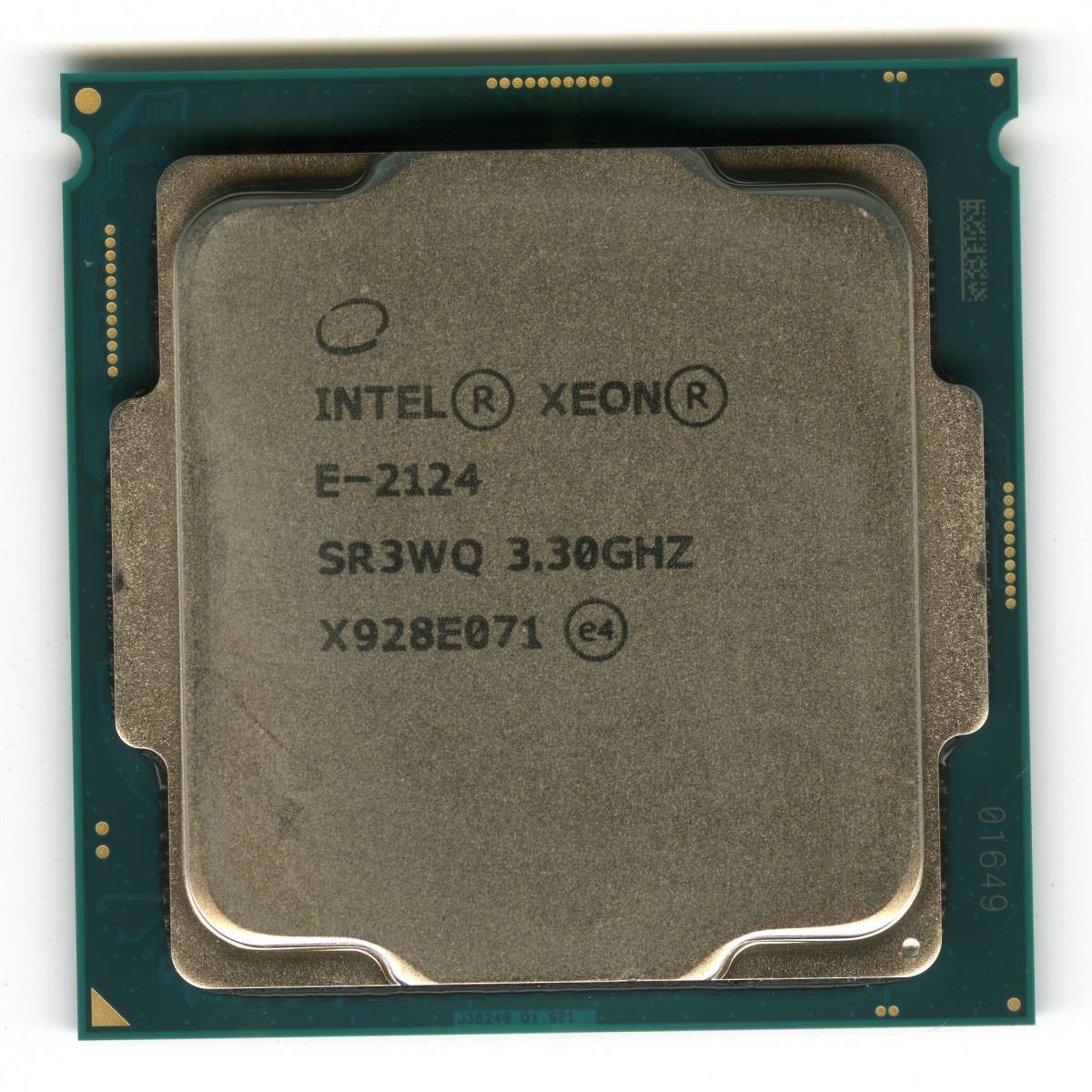 Intel　Xeon　E-2124　SR3WQ　　中古　　　　01649