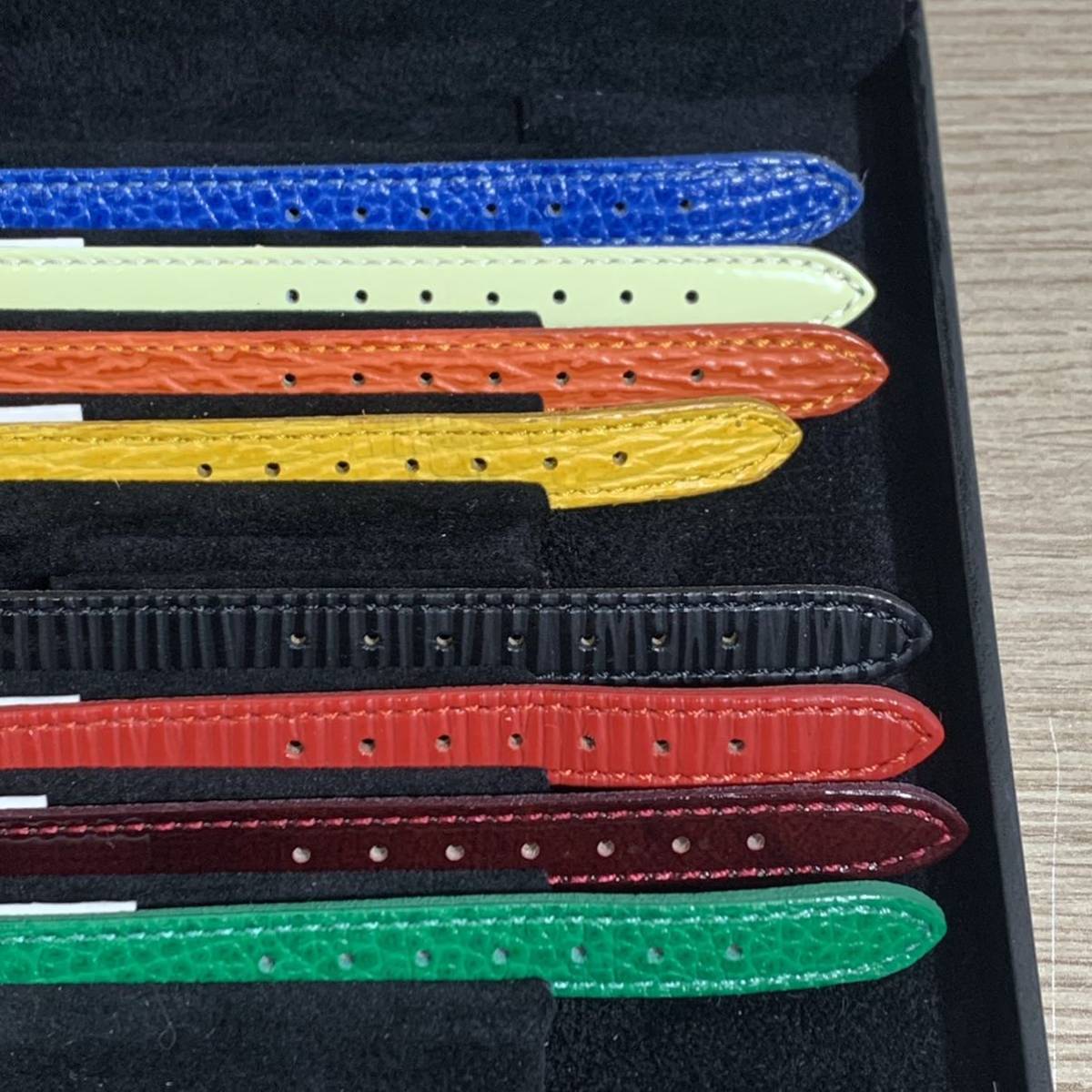 未使用保管品】 FENDI フェンディ クオーツ チェンジベルト 9色 