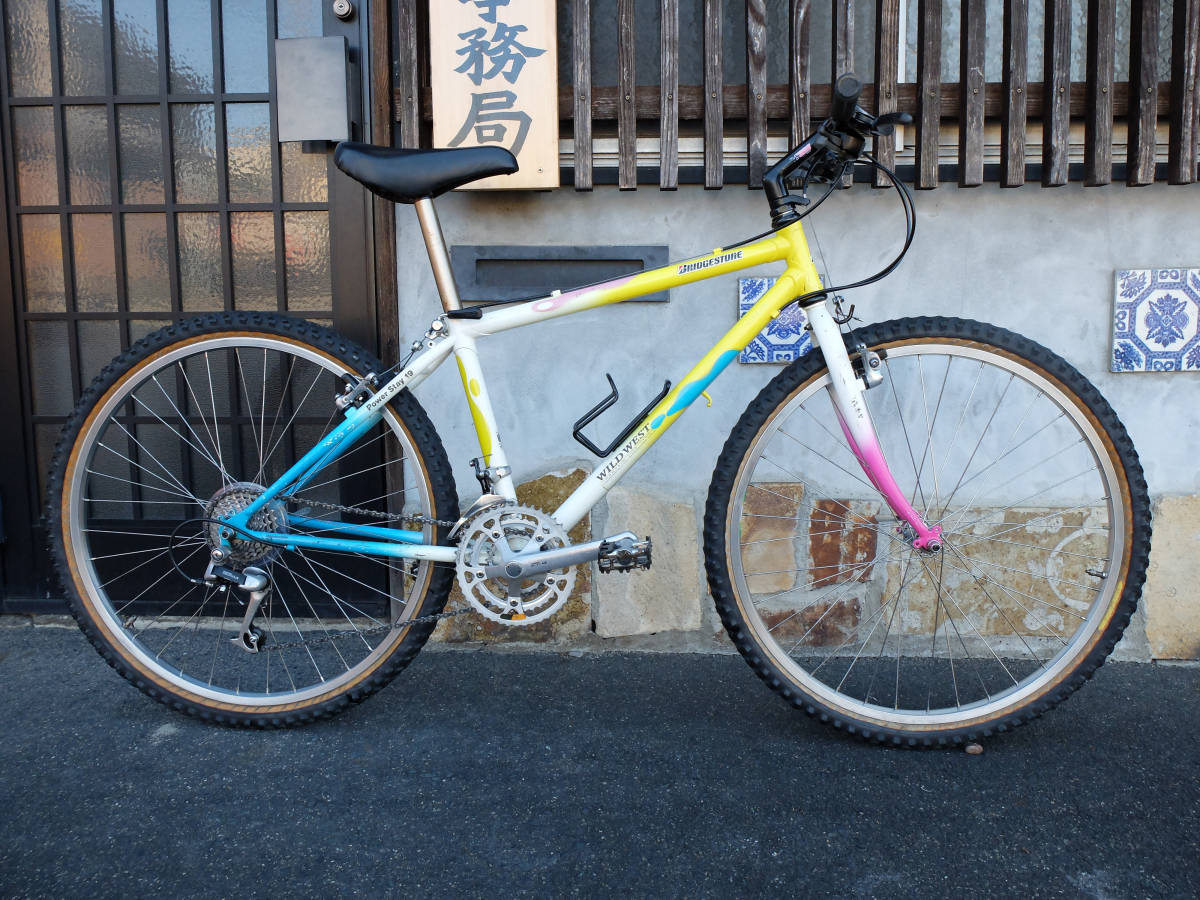 F2573 Panasonic パナソニック 電子レンジ NE-FL100 2021年製