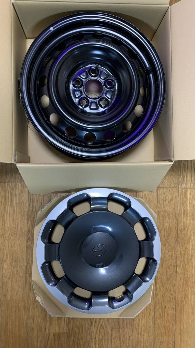 【新車外し４本セット】トヨタ 現行シエンタZグレード 純正 スチールホイール 15インチ＋純正ホイールカバー 、ナット付き