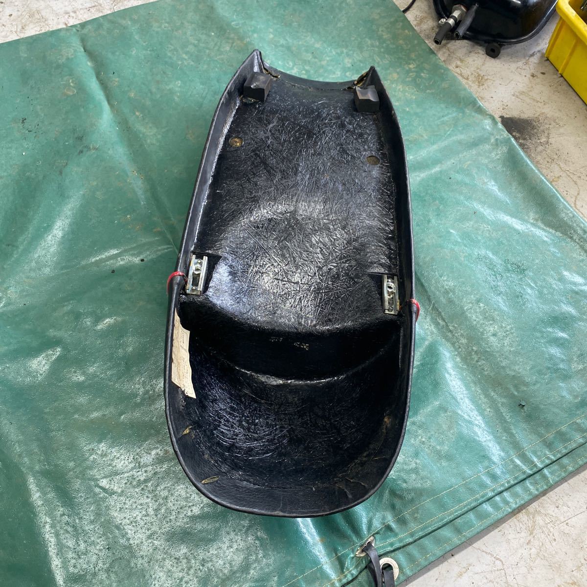 トラッカー シート 汎用 C-RACER シーレーサー 汎用フラットトラッカー 