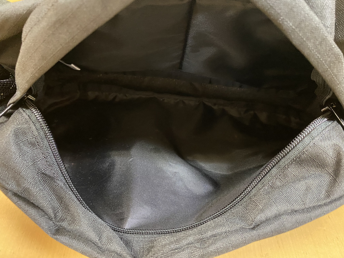 1579-03☆THE NORTH FACE ザノースフェイス アウトドア サブバッグ 