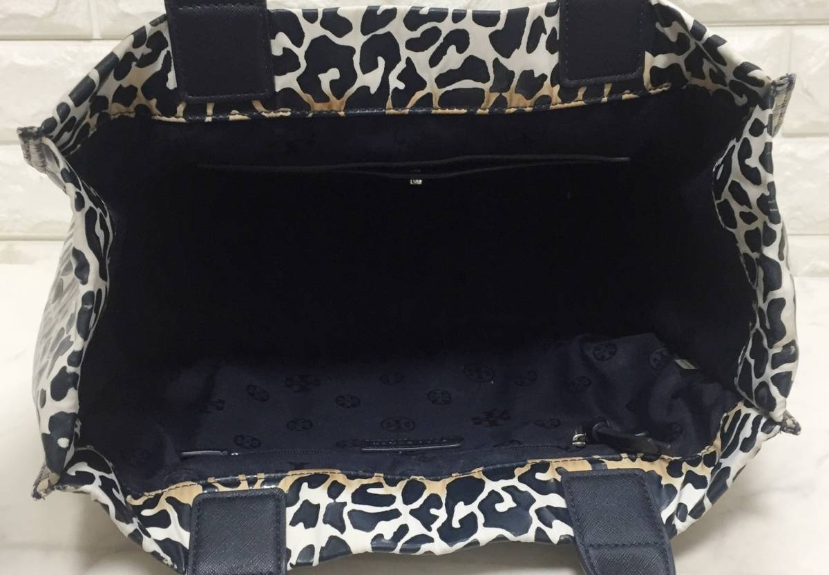 no18522 Tory Burch トリーバーチ レオパード ヒョウ柄 レザー PVC 