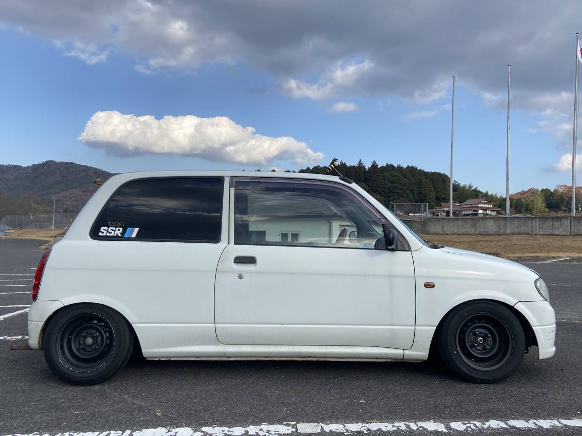 広島発ダイハツミラL700V 5速MT 平成13年式2枚ドアカスタム車輌(ミラ