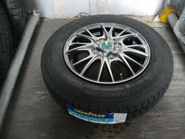 145/80R13 グッドイヤー アイスナビ7 社外アルミホイール付き 4本