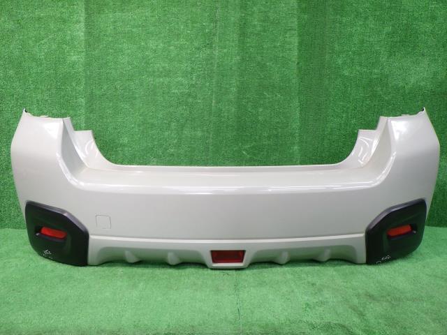 【最安値，新作】 ＸＶ DAA-GPE リアバンパー ハイブリッド2.0I-L アイサイト 4WD H6Q 57703FJ040I9(リア)｜売買されたオークション情報、yahooの商品情報をアーカイブ公開 - オークファン スバル用