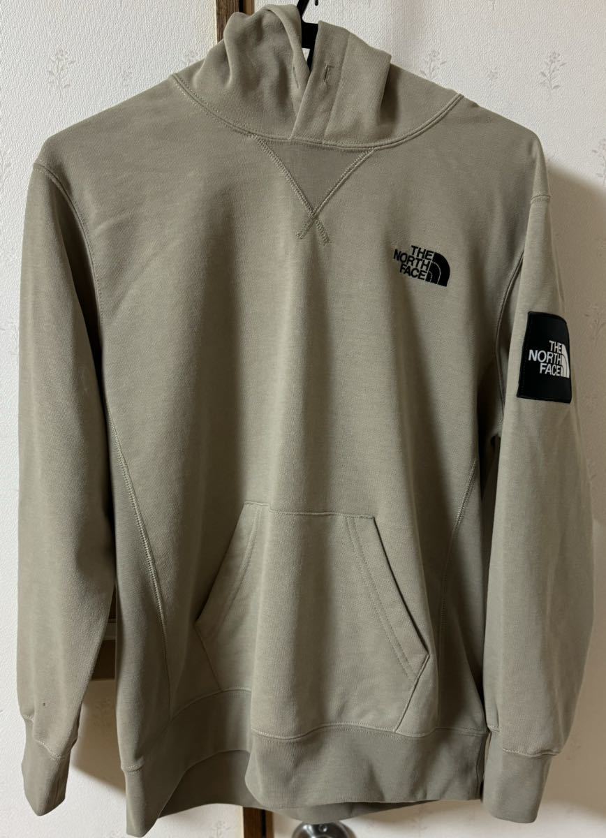 ノースフェイス パーカー 薄いベージュMサイズ