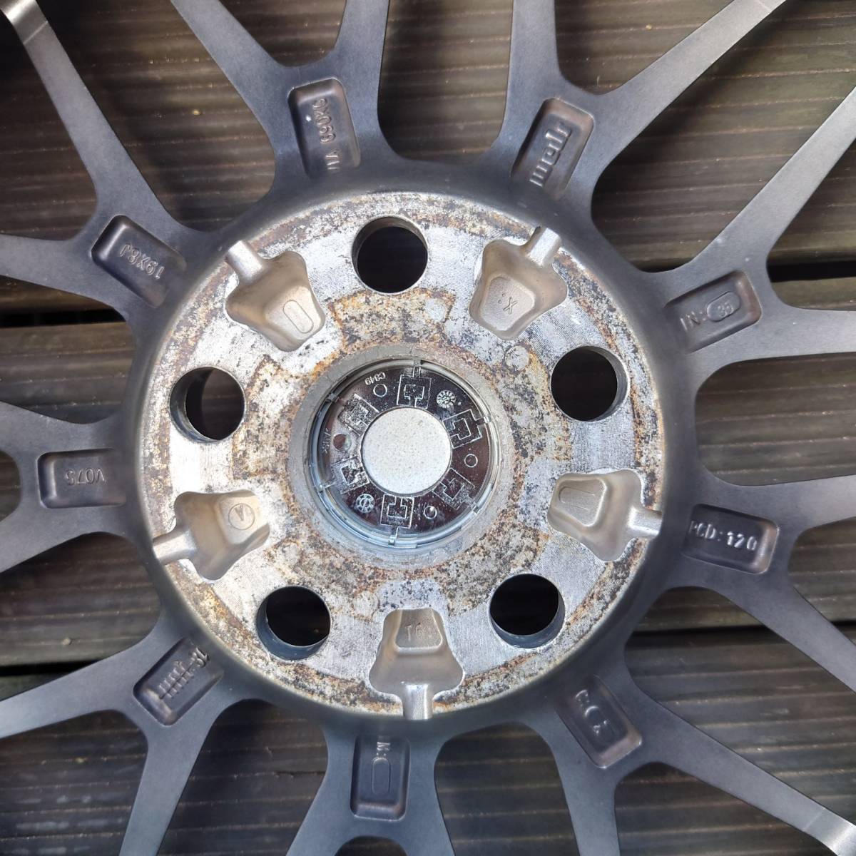 ウェッズ　WEDS デルモア LC.S 19インチ　PCD120 8J +35　ブリヂストン レグノ　245/45R19　レクサス LS LS460 LS600h_6