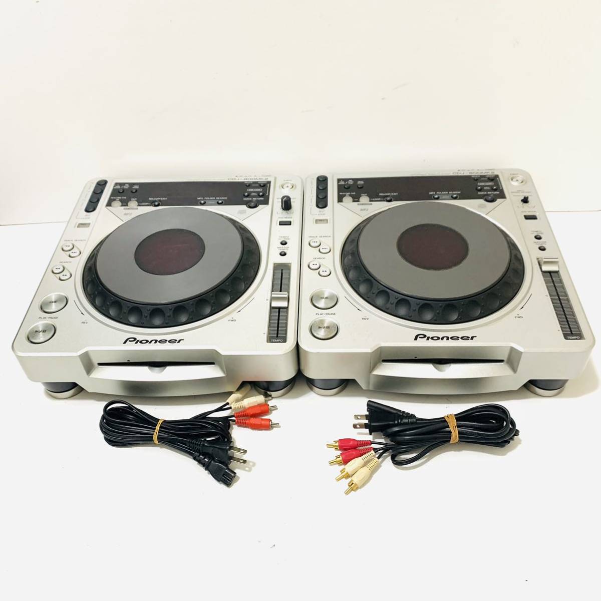 Pioneer CDJ-800 MK2 CD⁄Digital Media Player DJ Turntable