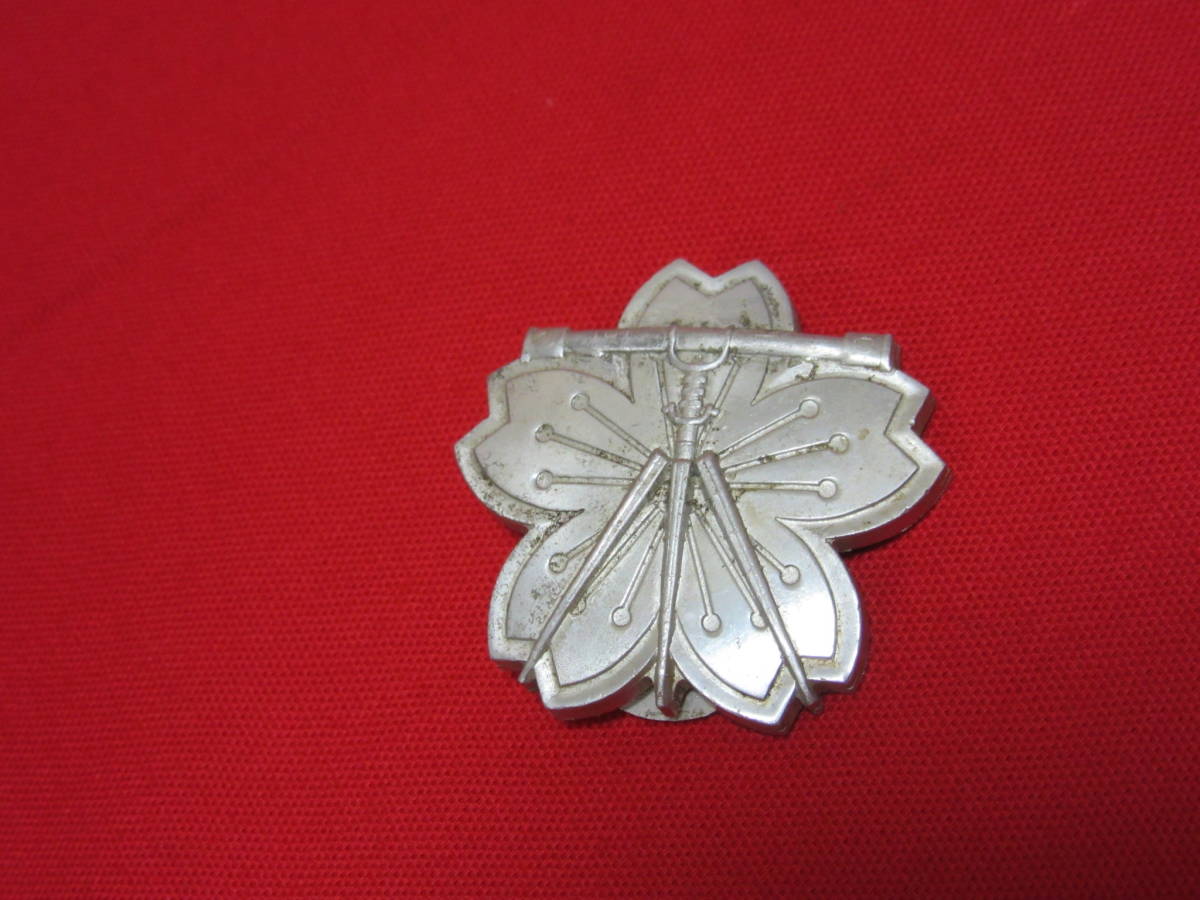日本軍「処分・実物・砲兵観測徽章美品」検・陸軍海軍鉄帽背のう勲章 
