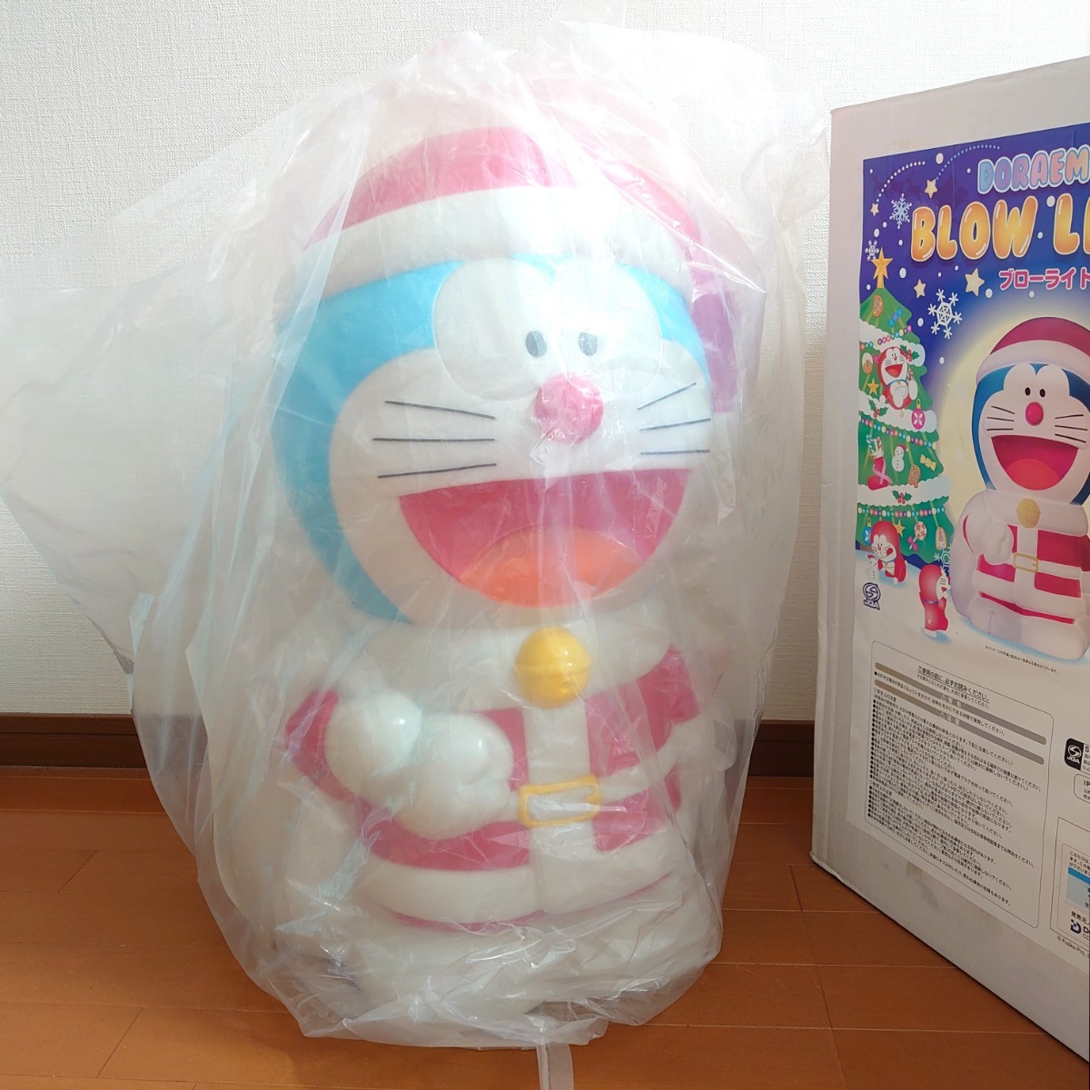 サンタクロース クリスマス 希少品 ライト点灯ok ドラえもん 特大