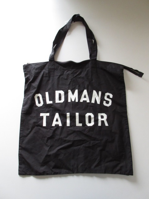 美品 R&D.M.Co- / オールドマンズテーラー OMT-SS930 PRINT LEISURE BAG BLACK / ファスナー トートバッグ レディース
