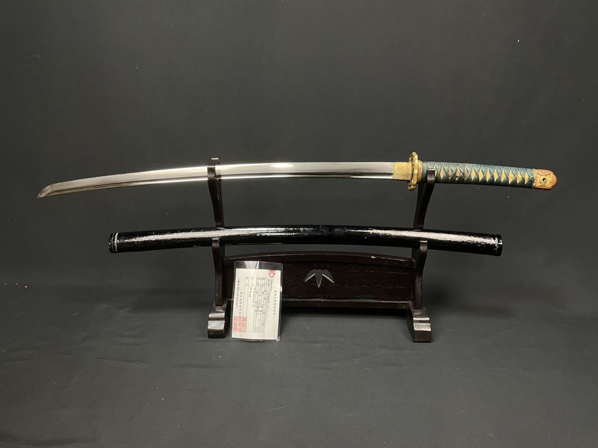 A) 時代武具 旧日本軍 軍刀 吉近 昭和十九年二月 透鍔 長さ66.2㎝ 反り