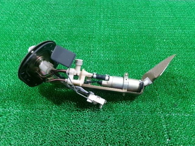 GDB C型 インプレッサ 燃料ポンプ