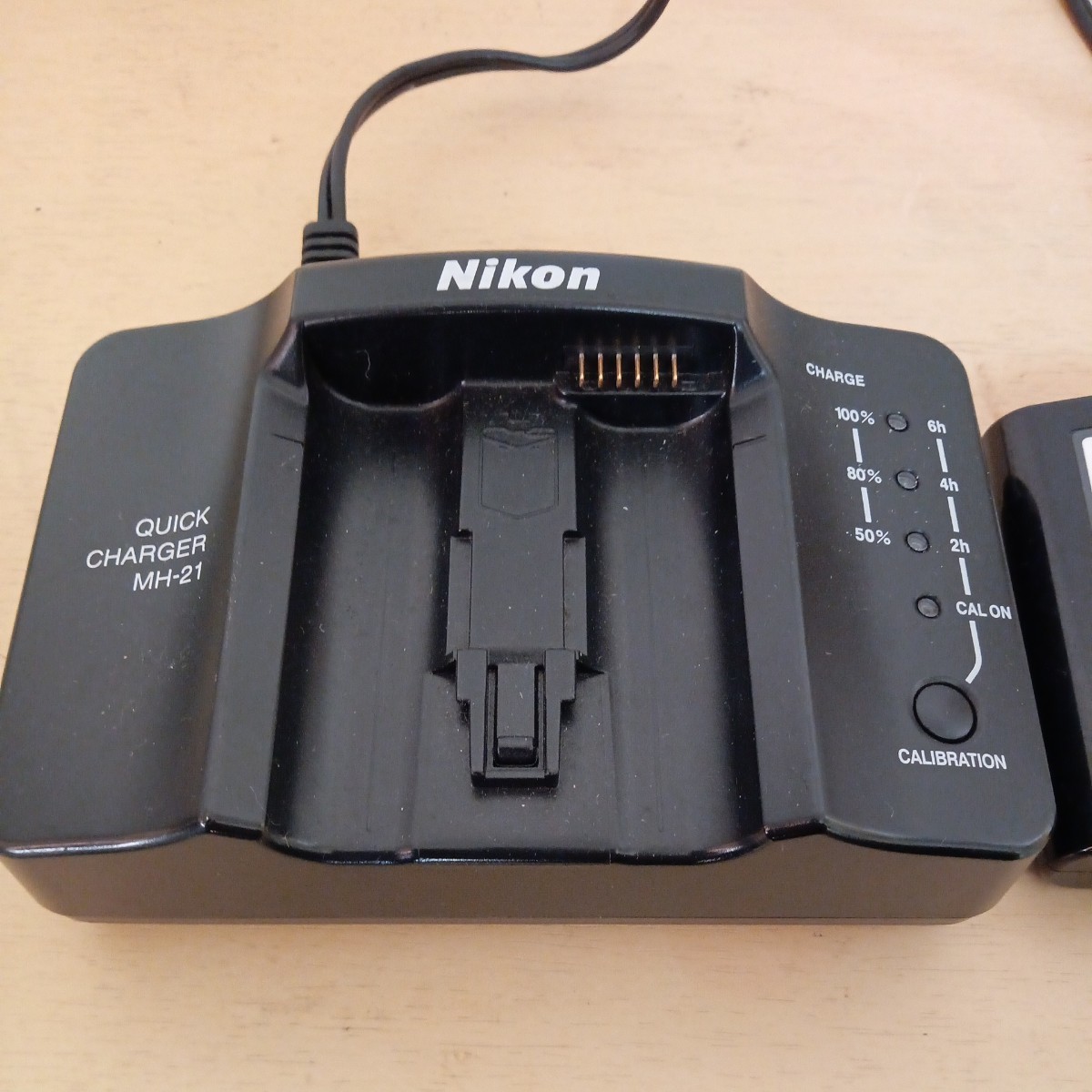 128 Nikon QUICK CHARGER MH-21 ニコン クイックチャージャー