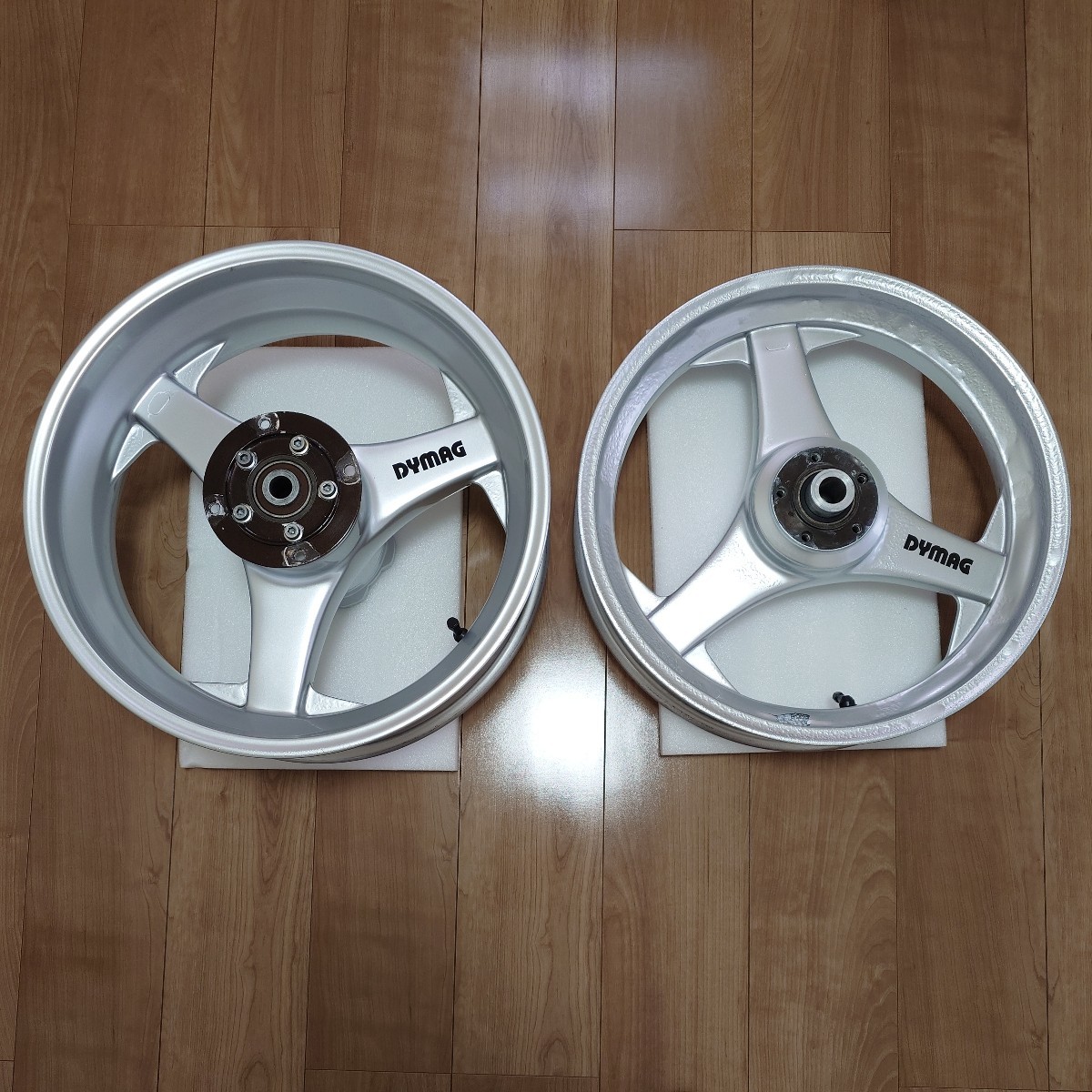 DYMAG ダイマグ 中空ホイール 前後 ZZR1100 D型