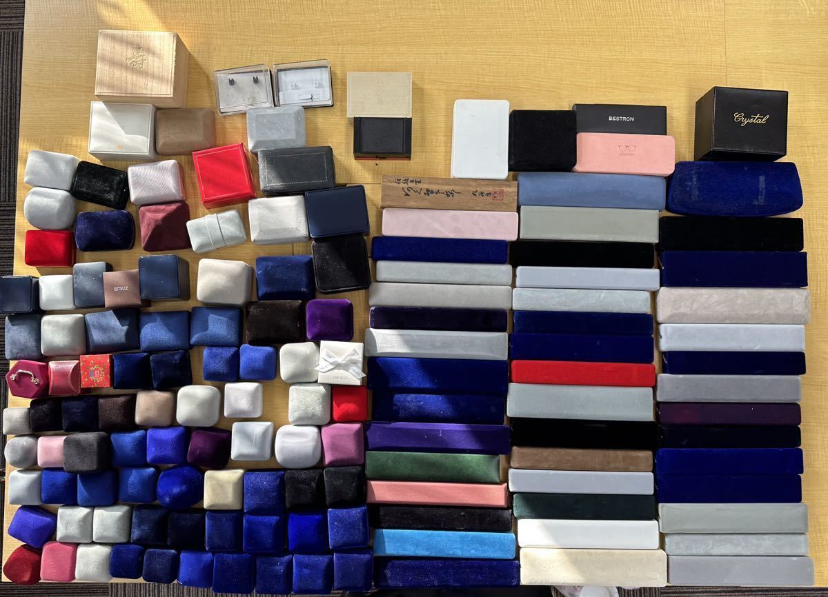 1円スタート アクセサリー箱まとめ 1_5