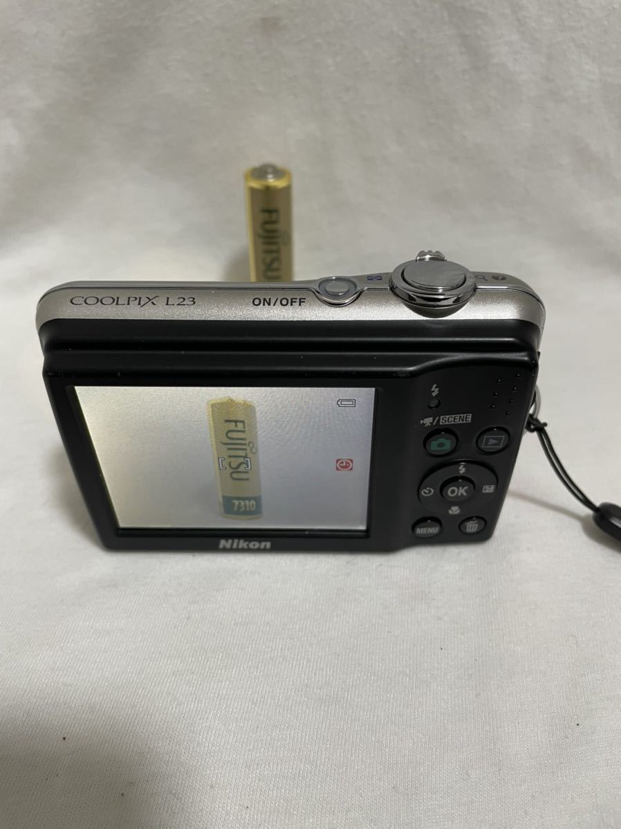 52) デジタルカメラ Nikon COOLPIX L23 動作OK 乾電池使用