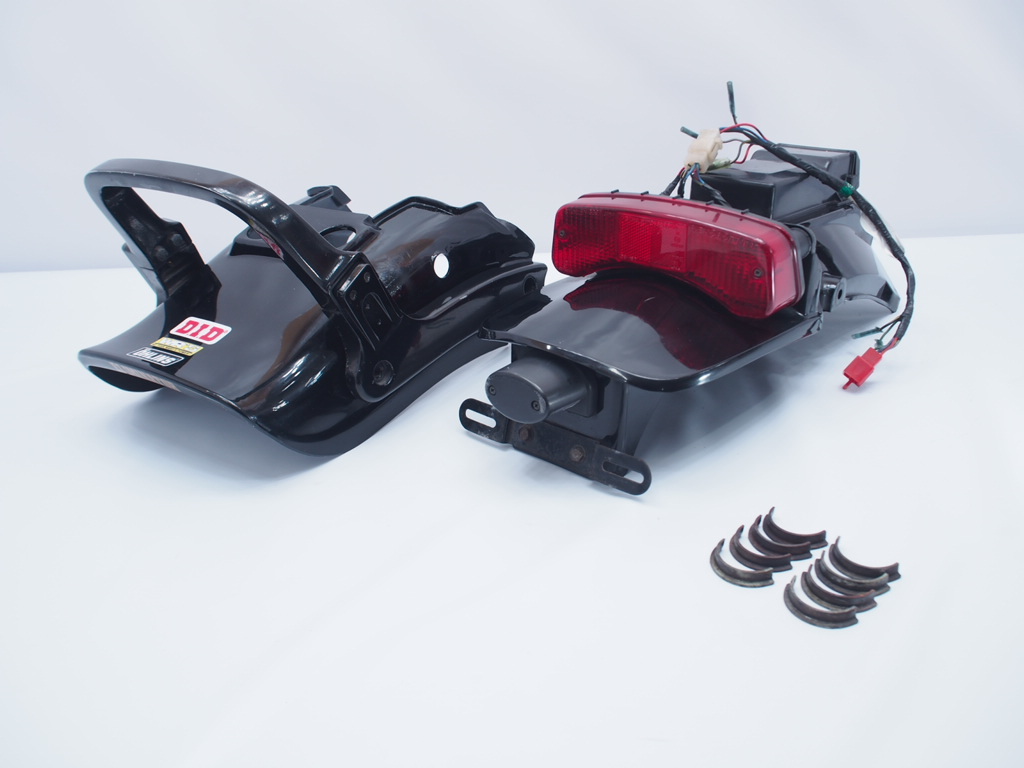 割れ無! エリミネーター400 ZL400A 86年- 純正リアフェンダーセット