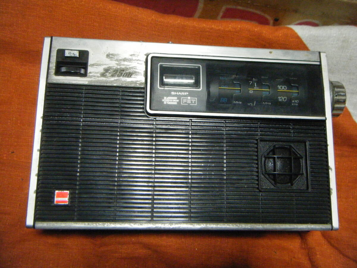 ○SHARP シャープ ラジオ MODEL FY-72J Z-2500 3バンドラジオ FW/SW/MW