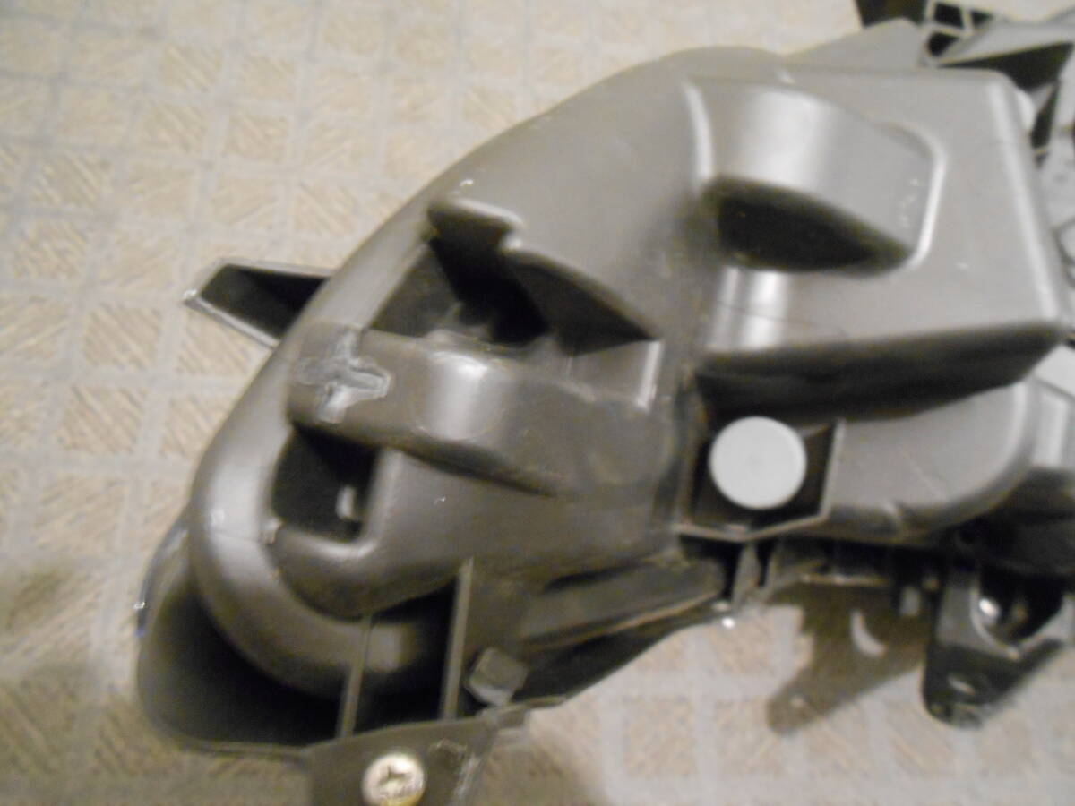 ☆トヨタ・アルファード 30 系・右側ヘッドライト ・ユニット・ジャンク品☆_9