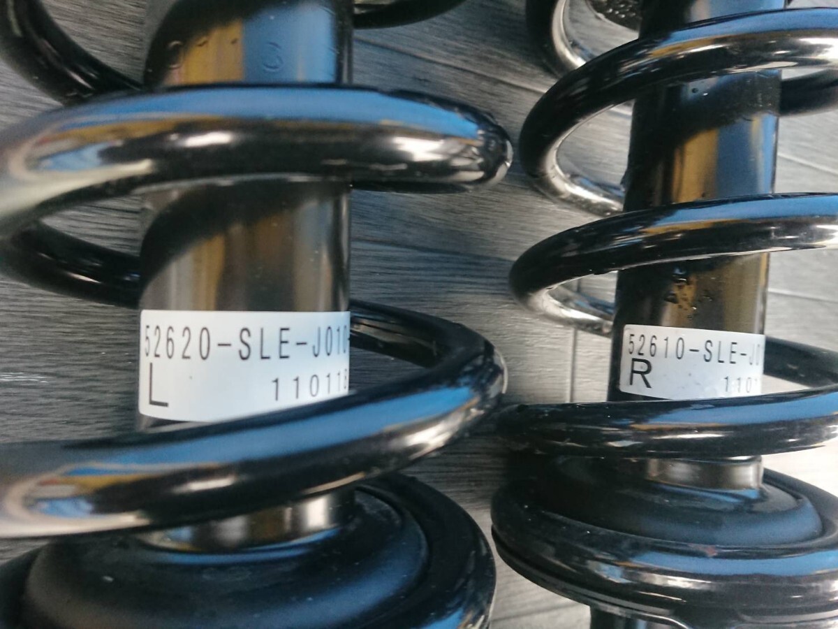 ◎新車納車前外し！ ☆オデッセイアブソルートRB3 前期モデル 平成２３年登録/純正サスペンションキット ショックアブソーバー スプリング _5