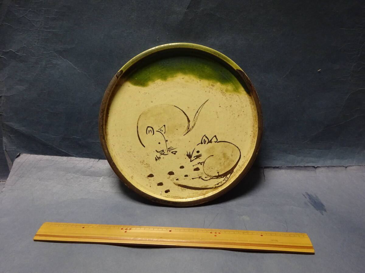 備前焼き　ネズミ　鼠　 8−6）行燈皿 珍しい鼠ねずみ図 検：灯明皿 燈明皿 灯火器 古民具