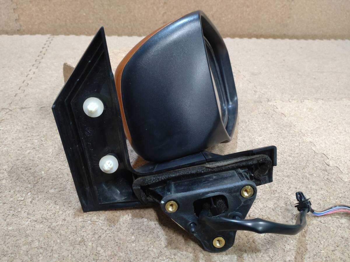 【美品】日産 デイズ B43W B44W B45W B46W B47W B48W 右ドアミラー 024118 オレンジ 1カプ7ピン【R6-1487B-CA】 日産 デイズ | 色 Ｂ４系（日産）の新車・中古価格相場｜グーネット中古車 ⁄