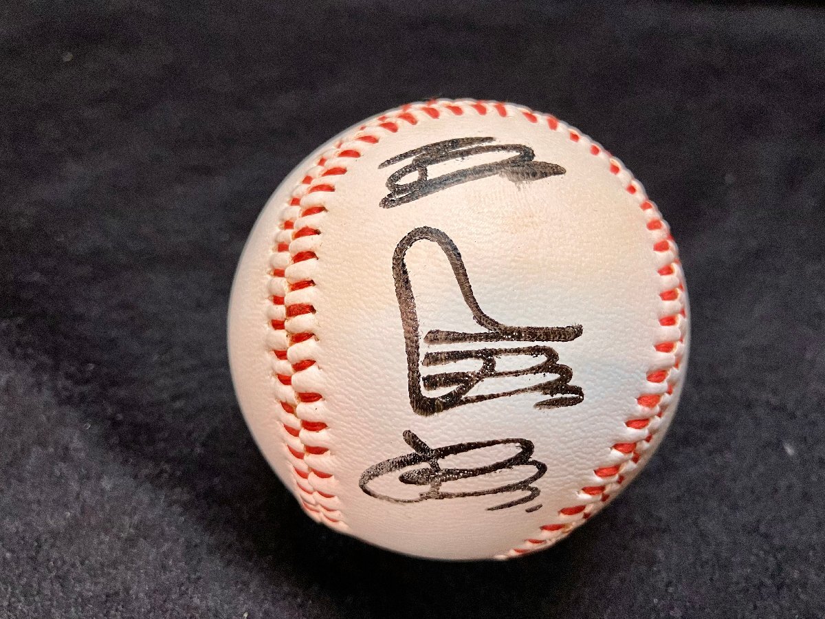 24B074 送料無料 GIANTS サインボール 王貞治 800号記念 巨人軍 読売