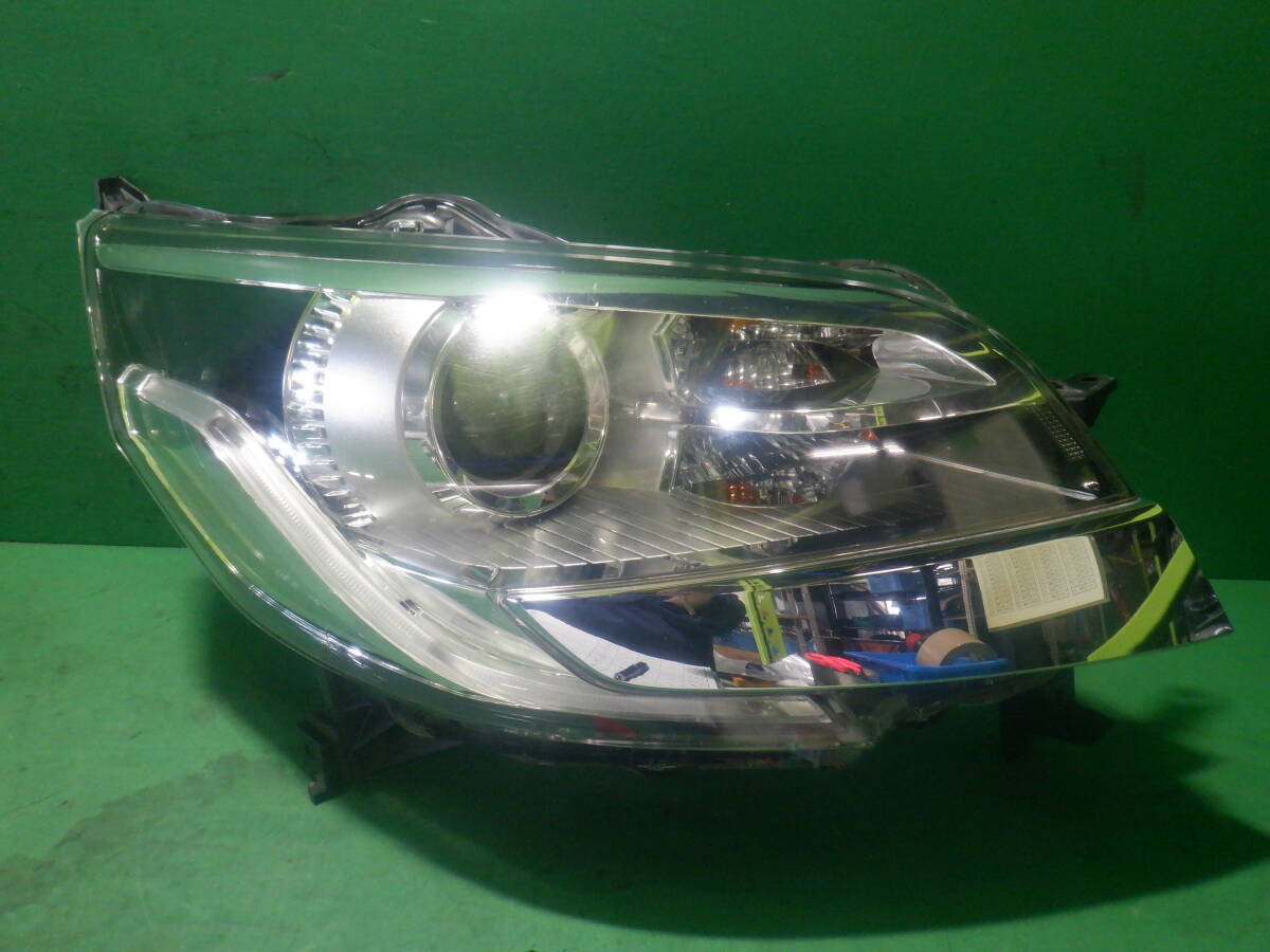 【個人宅発送不可】◇◇日産　デイズルークス　B21A　純正　右ヘッドライト　HID　KOITO　100-67053　バルブ・バルブカバー欠品◇◇ デイズルークス B21A 純正 B48A 100-2377Y ハイウェイ
