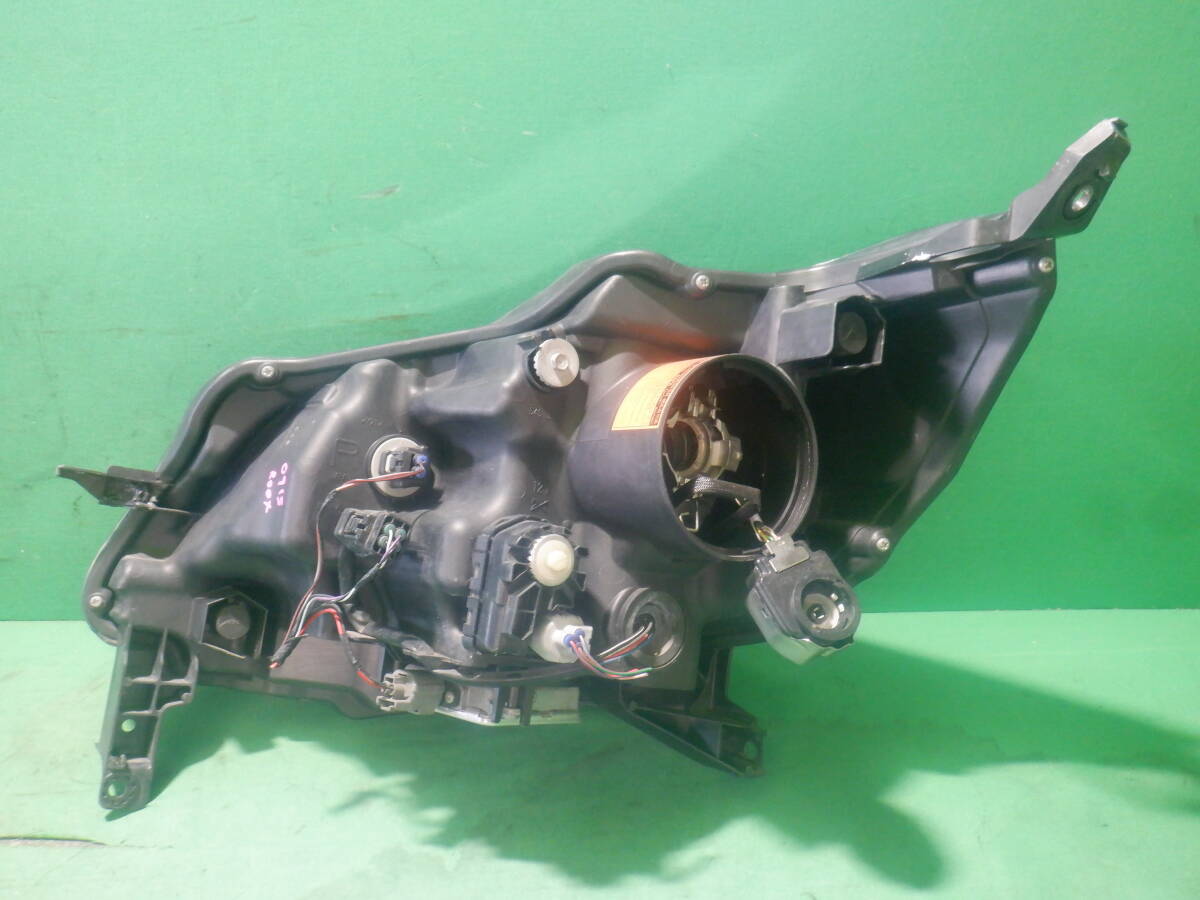【個人宅発送不可】◇◇日産　デイズルークス　B21A　純正　右ヘッドライト　HID　KOITO　100-67053　バルブ・バルブカバー欠品◇◇ デイズルークス B21A 純正 B48A 100-2377Y ハイウェイ