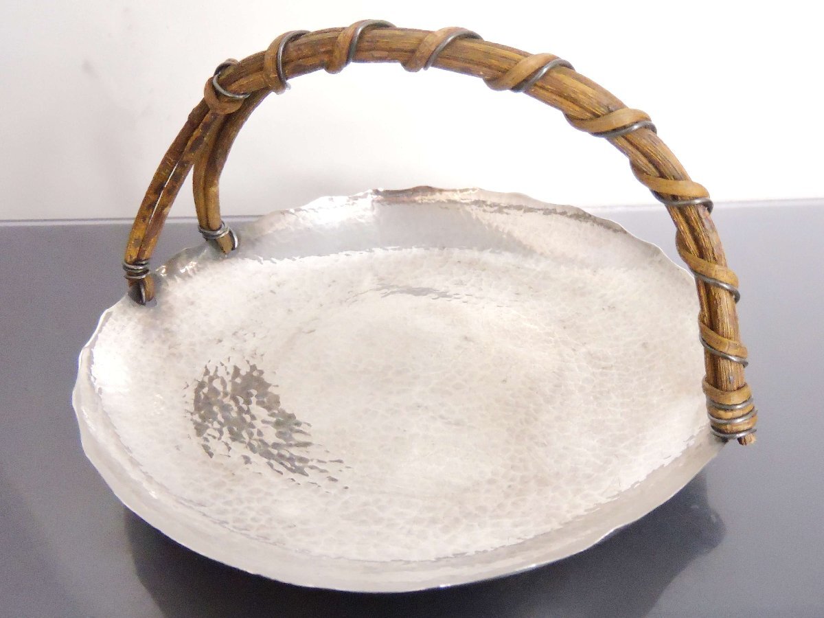 純銀製 シルバー 器 持ち手付き菓子器 槌目デザイン 茶道具 直径約13.5㎝_1