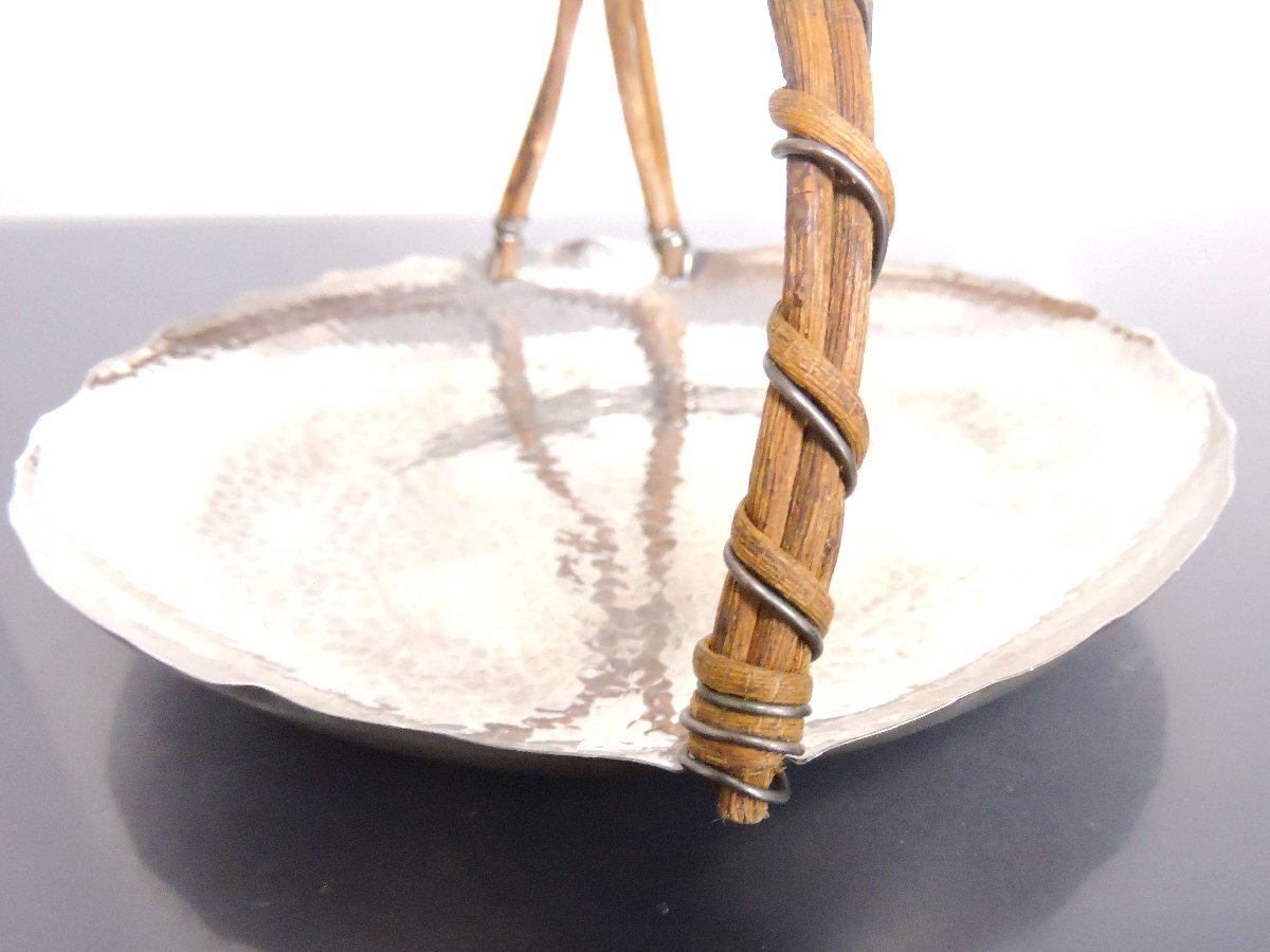 純銀製 シルバー 器 持ち手付き菓子器 槌目デザイン 茶道具 直径約13.5㎝_5