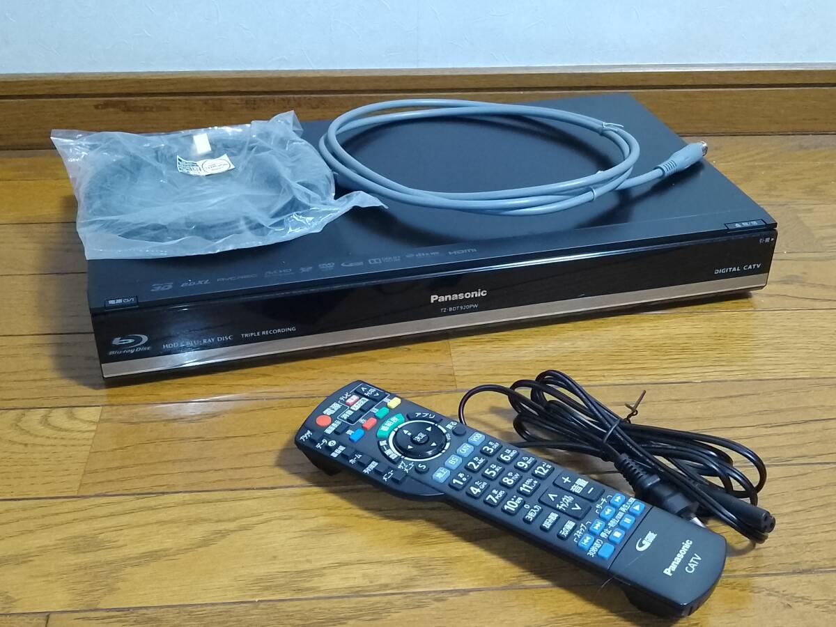 □□□送料無料 Panasonic CATV STB TZ-BDT920PW 中古 代用リモコン