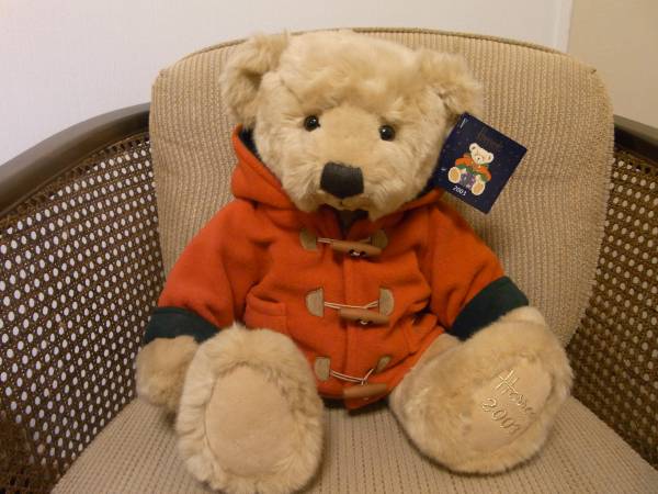 ハロッズ イヤーベア２００３ クリスマスベア タグ 物語付き 体長30cm 50cm 売買されたオークション情報 Yahooの商品情報をアーカイブ公開 オークファン Aucfan Com