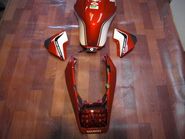 CB400SF(NC42 赤/白CBXカラー 純正外装 タンク,カウル,セット(セット