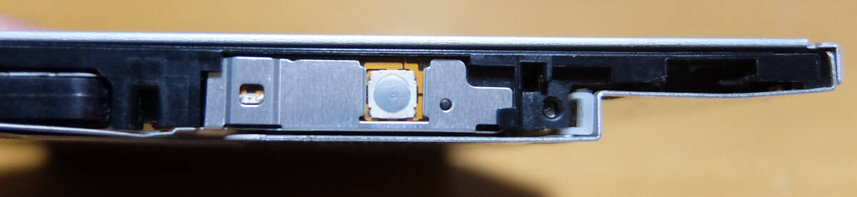 ノートPC用 9.5mm厚 ウルトラスリム ブルーレイドライブ UJ272 動作未確認 管D21_3