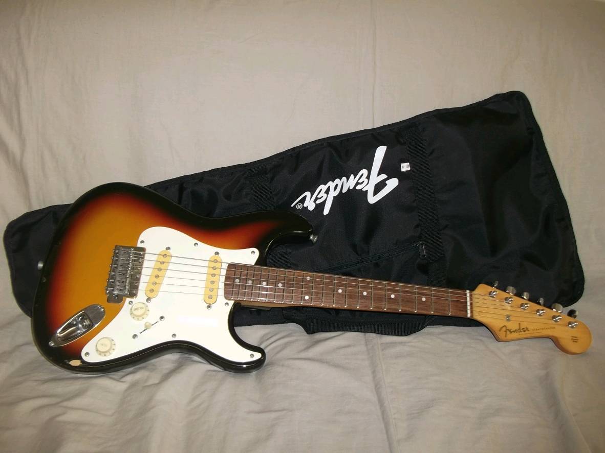 Fender Japan MST-32 (ST-235R) Mini Guitar Made in Japan フェンダージャパン ミニギター 日本製　ストラト_1