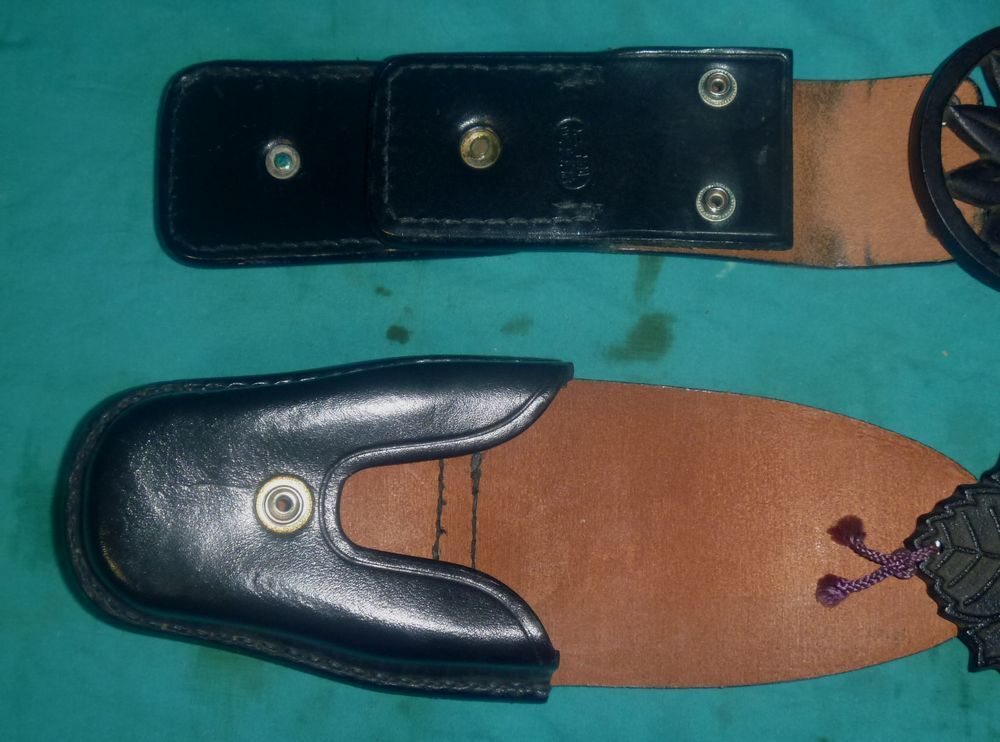 映画・ドラマ撮影用　日本国　警察官　旧型制服用ベルト・警棒吊・手錠入・捕縛補助紐　4点一括_4