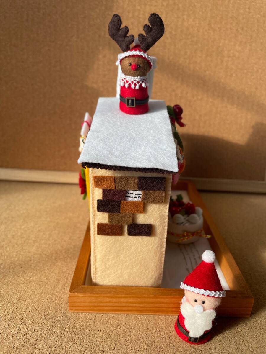 フェルトハンドメイド☆サンタのおうち☆クリスマス☆クリスマスツリー☆えんとつからサンタ☆サンタとトナカイ☆クリスマスケーキ_4